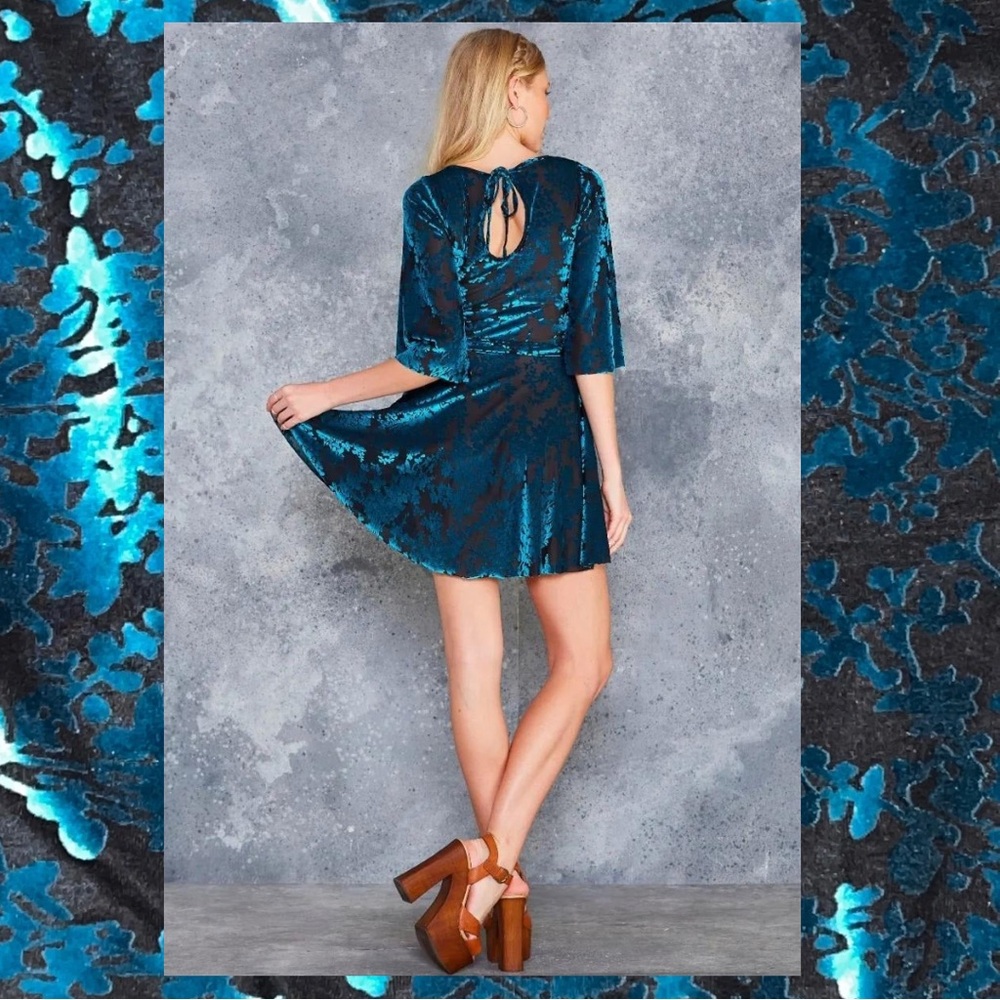 GUC Black Milk Burned Velvet Teal Floral Kimono Dress Large - Picture 3 of 16